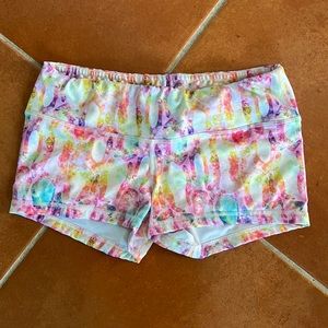 FLEO shorts